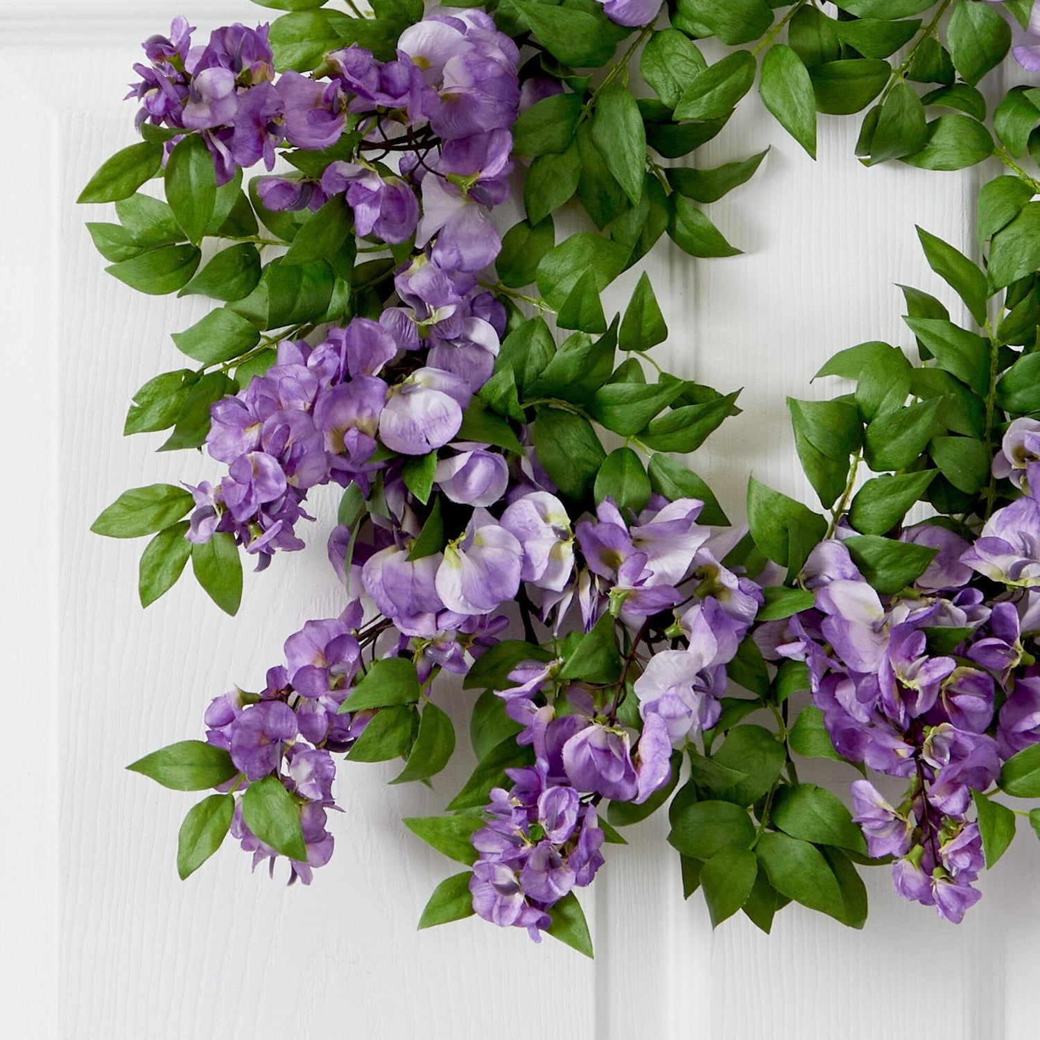 18” Wisteria Artificial Wreath