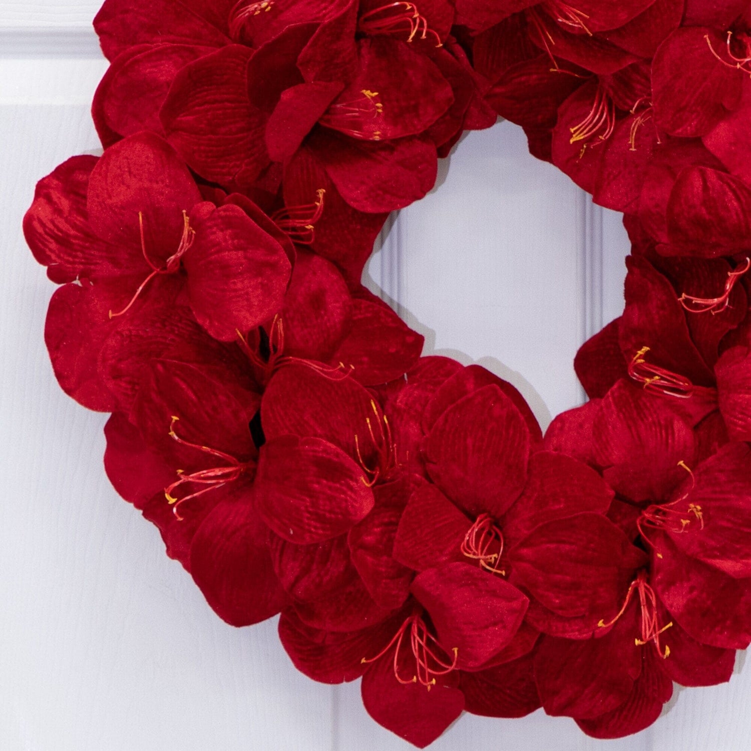 22” Artificial Amaryllis Wreath