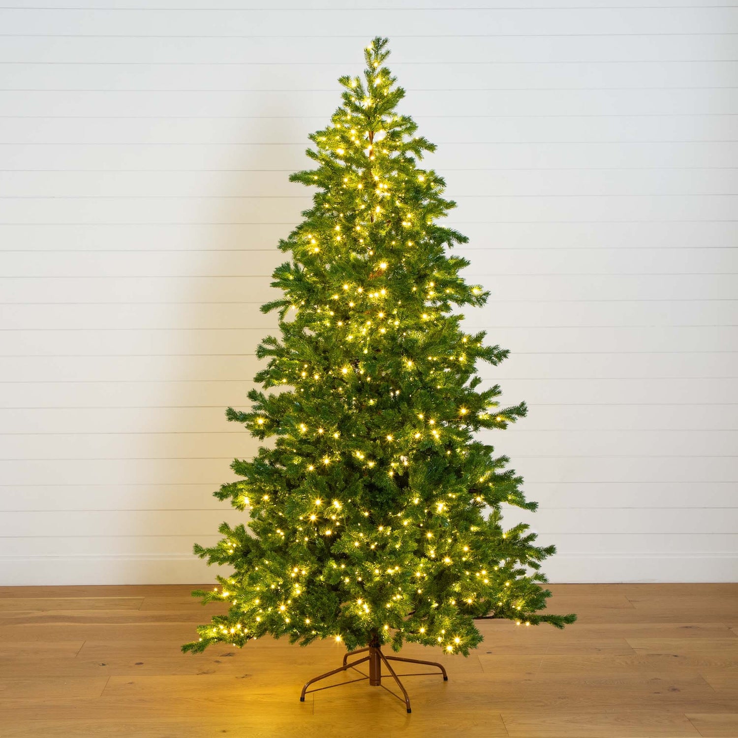 7.5’ Pre-Lit Artificial California Spruce Christmas Tree with 1000 Color Changing LED Lights