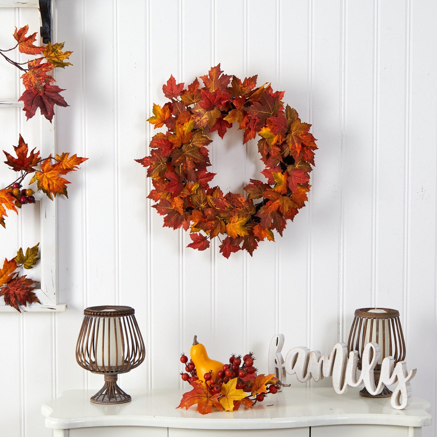 22” Maple Leaf Artificial Wreath