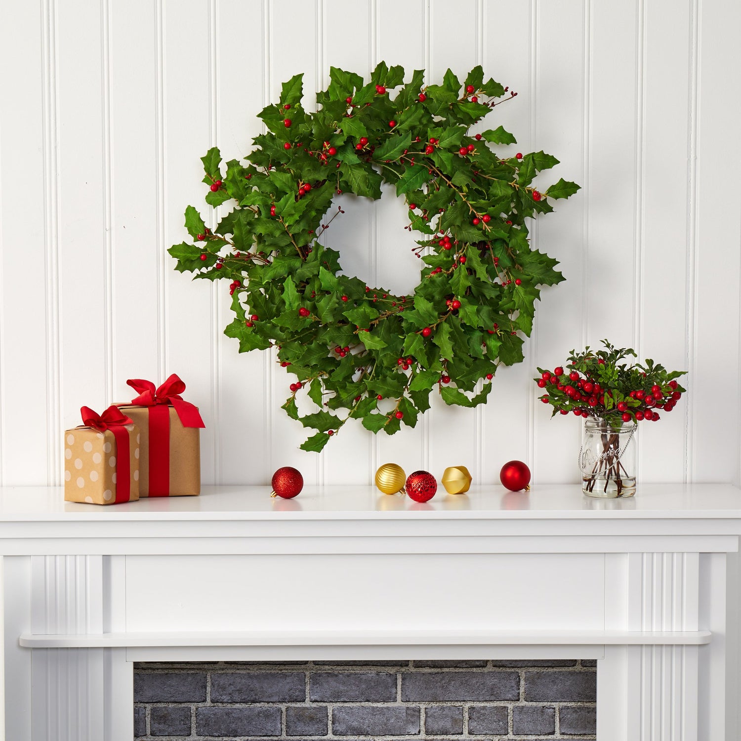 28” Holly Berry Artificial Wreath